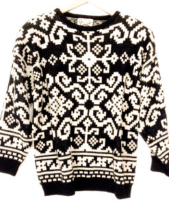 Vintage 80s Black & White Oversized Acrylic Ugly Sweater